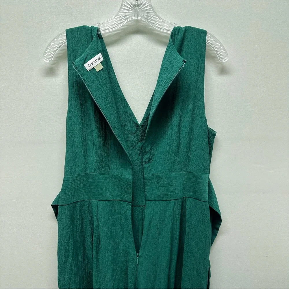 Calvin Klein Sleeveless Wide Leg Jumpsuit | Green, V-Neck, Tie belt, Crepe Sz 14 - Picture 11 of 16